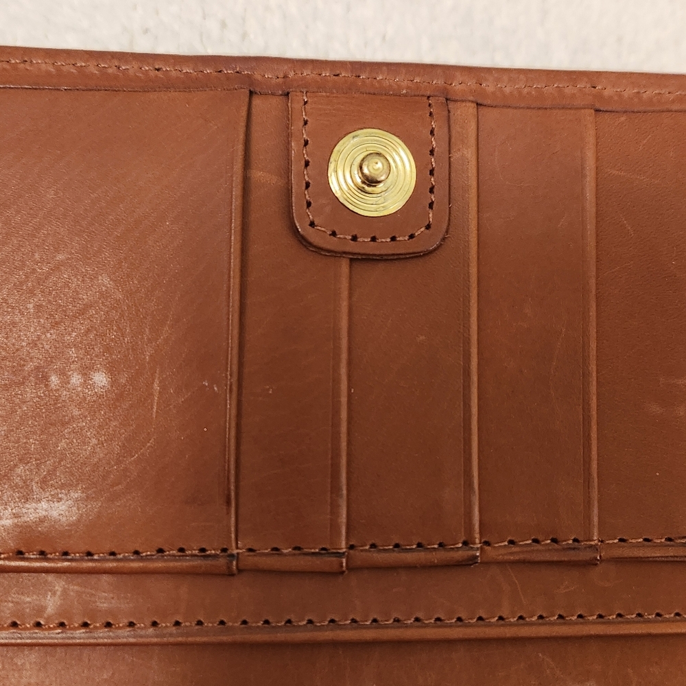 Vintage Coach Glove-Tanned Leather Wallet With Kisslock - Picture 12 of 13